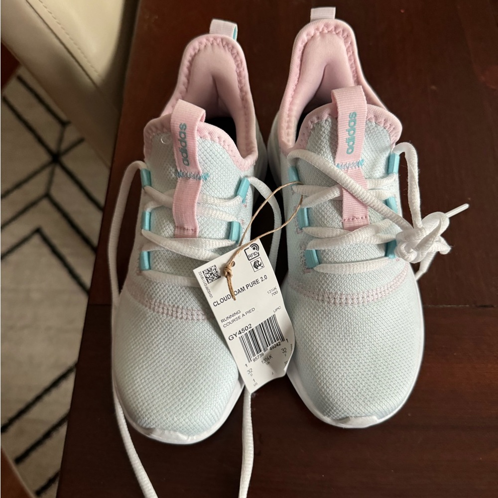 Adidas little kid sneaker size 1